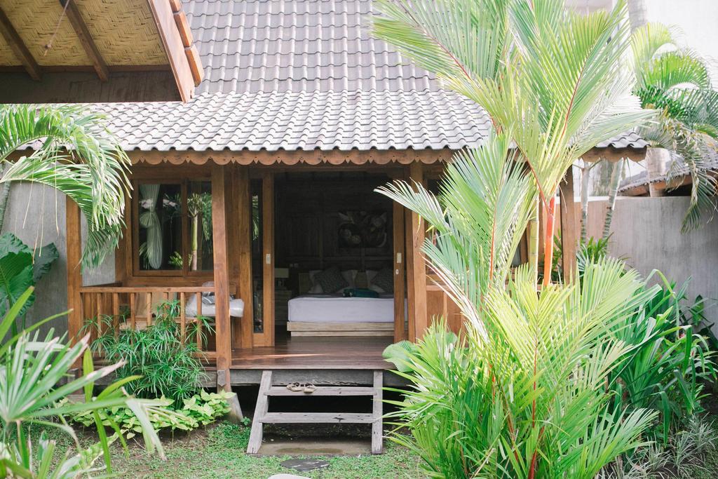 Eat Sleep Skate Hotel Sanur  Exterior photo